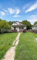2311 Fairleigh St in Chattanooga, TN - Building Photo