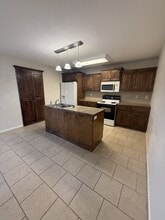 1108 Kimmy Ln in Warrensburg, MO - Building Photo - Building Photo