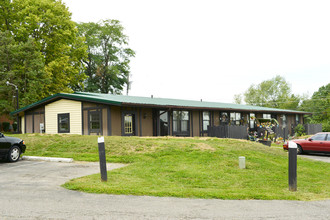 Amhurst Apartments in Erlanger, KY - Building Photo - Building Photo