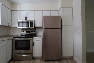 4213 S Semoran Blvd in Orlando, FL - Building Photo - Building Photo