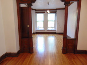 1924 N Mozart St, Unit 2 in Chicago, IL - Building Photo - Building Photo