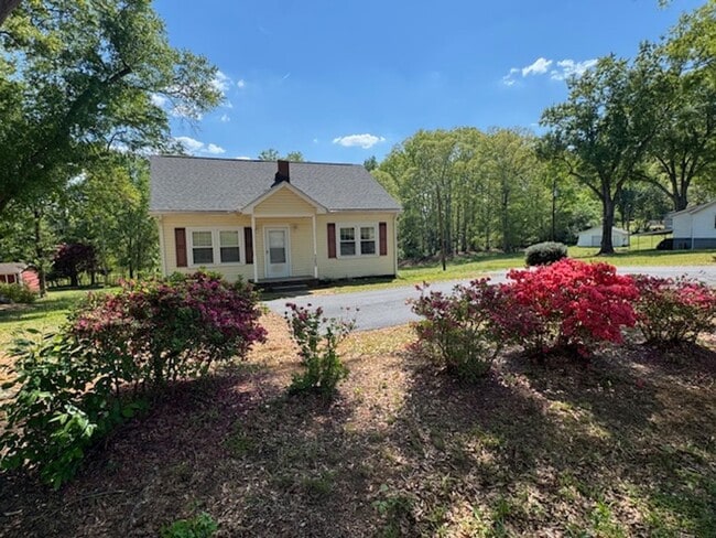 property at 1352 Milford Church Rd