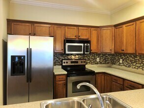 6938 Pemmbrooke Shire Ln in Knoxville, TN - Building Photo - Building Photo