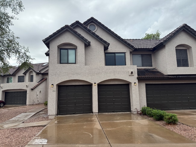 property at 425 S Seawynds Blvd