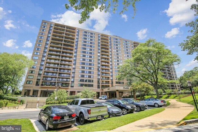 property at 5500 Holmes Run Pkwy