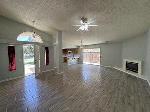 612 Calle Orlando in Arvin, CA - Building Photo - Building Photo