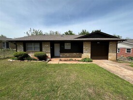 1505 Kingston Rd in Norman, OK - Building Photo