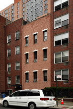 245 E 33rd St in New York, NY - Building Photo - Building Photo