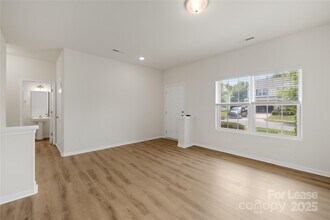 6329 Marquam Pl in Charlotte, NC - Building Photo - Building Photo