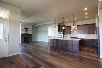 396 Columbia Park Trail in Richland, WA - Building Photo - Building Photo
