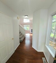 3910 Old Elm Dr SE, Unit 0 in Kentwood, MI - Building Photo - Building Photo