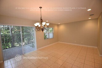 102 W Prive Cir in Delray Beach, FL - Building Photo - Building Photo