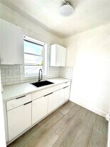 967 SW 5th St in Miami, FL - Building Photo