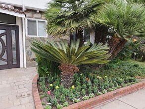11355 Washington Pl in Los Angeles, CA - Building Photo - Building Photo