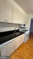 5909 Tamar Dr in Columbia, MD - Building Photo