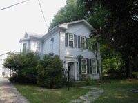 706 Highland Ave Apartments