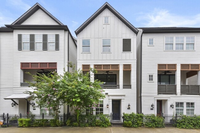3331 Timbergrove Heights St.