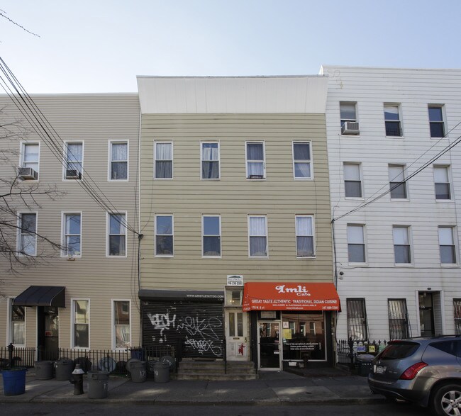178 N 8th St in Brooklyn, NY - Building Photo - Building Photo