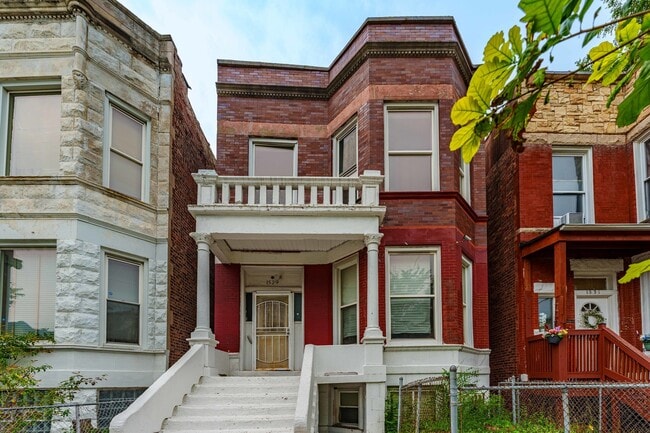 property at 1529 S Homan Ave