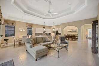 10748 Fieldfair Dr in Naples, FL - Building Photo - Building Photo