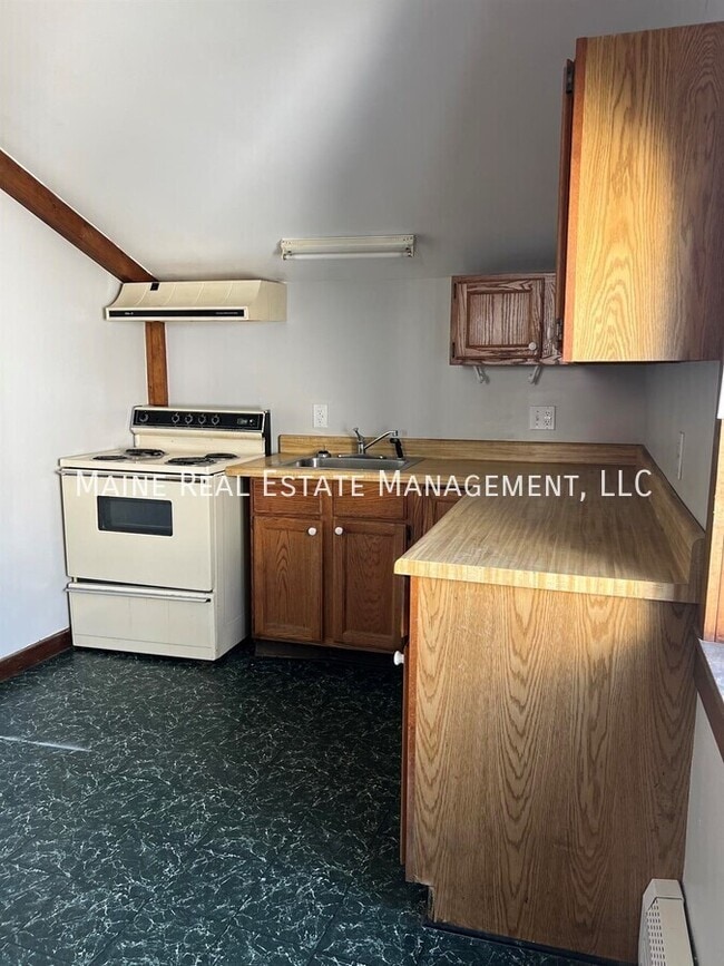 property at 2412 Western Ave