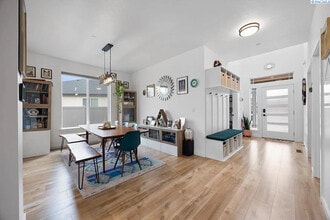 4672 Jodie St in Richland, WA - Building Photo - Building Photo