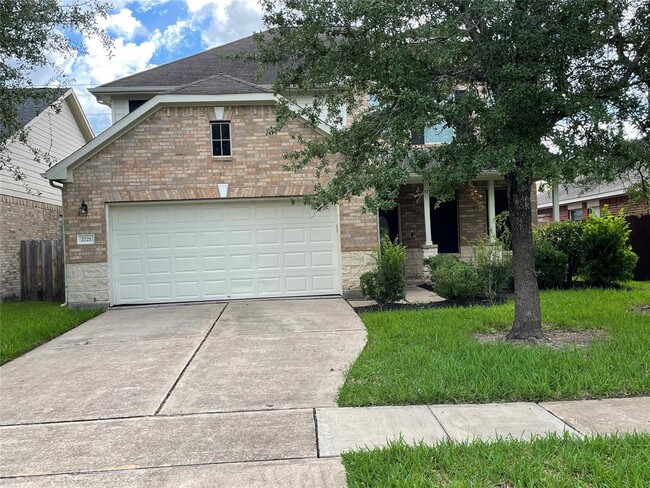property at 2721 Hidden Landing Dr