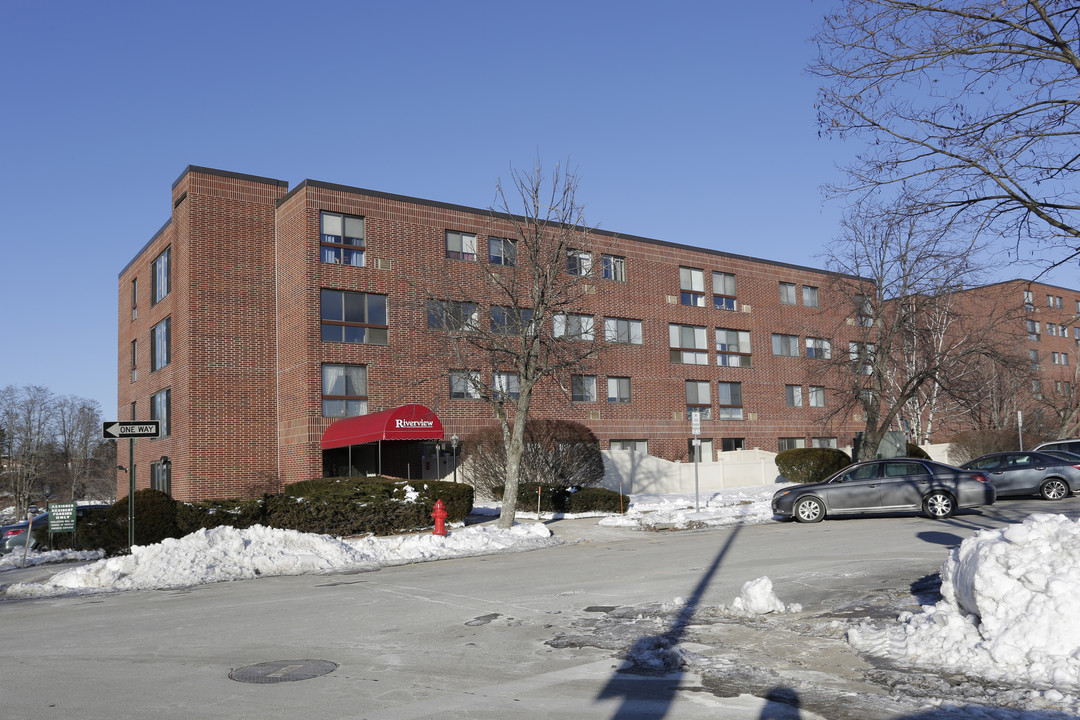 Riverview Residences in Dover, NH - Building Photo