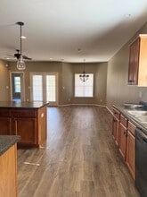 1017 Fairbank Ln in Chelsea, AL - Foto de edificio - Building Photo