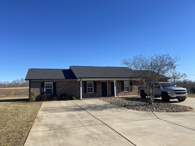 property at 3829 Marietta Pl