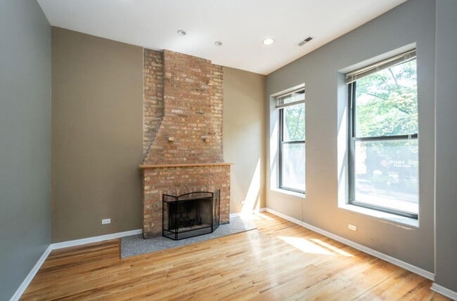 1422 W Taylor St in Chicago, IL - Building Photo - Building Photo