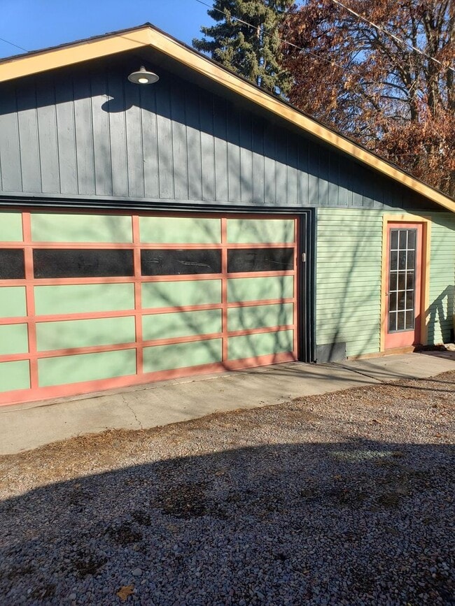 826 2nd Ave E in Kalispell, MT - Building Photo - Building Photo