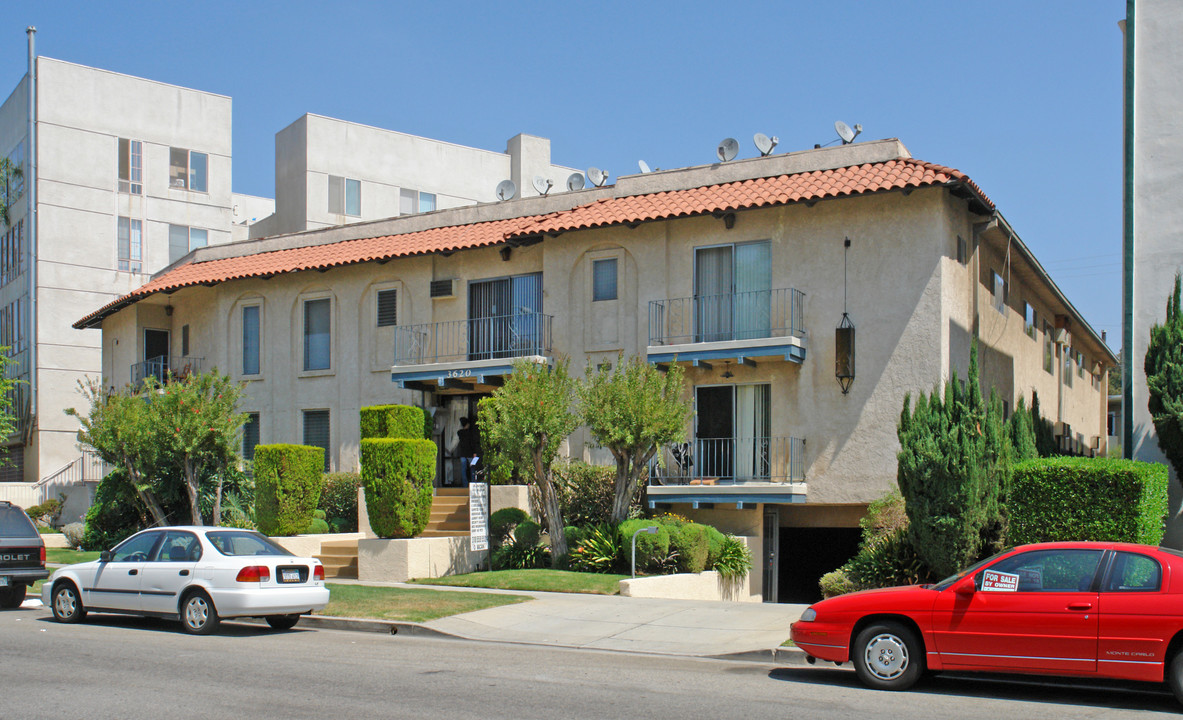 Lee Apartments in Los Angeles, CA - Foto de edificio