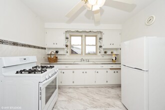7226 W Clarence Ave in Chicago, IL - Building Photo - Building Photo