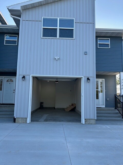 2740 L St SW, Unit B in Cedar Rapids, IA - Building Photo