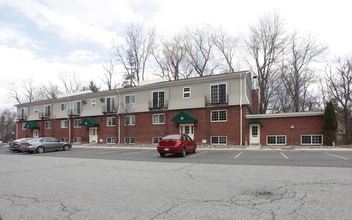 Village Green Apartments in Rhinebeck, NY - Building Photo - Building Photo