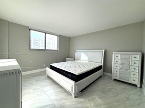 19380 Collins Ave, Unit Oceanview in Sunny Isles Beach, FL - Foto de edificio - Building Photo