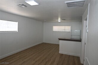 1610 Marlin Ave in Las Vegas, NV - Building Photo - Building Photo
