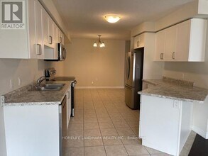224 Dalgleish Trl in Hamilton, ON - Building Photo - Building Photo