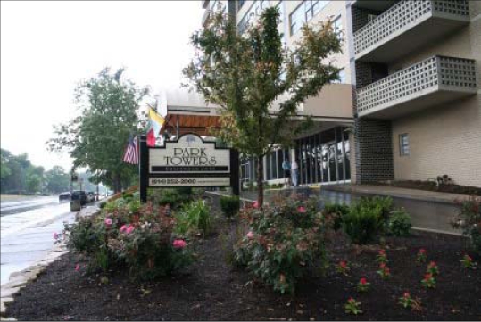 Park Towers in Columbus, OH - Building Photo - Building Photo