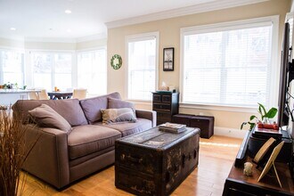 150 Chestnut Hill Ave, Unit 104 in Boston, MA - Building Photo - Building Photo