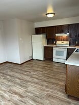 126A E Main St, Unit 126 A in Palmyra, PA - Building Photo