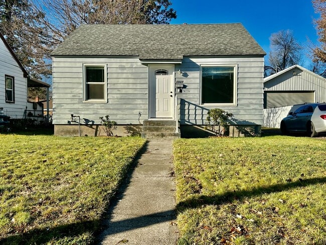 property at 5927 N Wall St