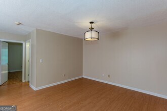 664 Bellemeade Ave NW in Atlanta, GA - Building Photo - Building Photo