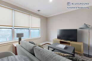 80 N Central Ave in Hempstead, NY - Building Photo