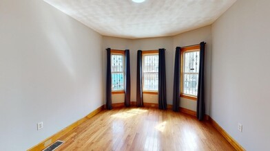 6 Cawfield St, Unit 1 in Boston, MA - Building Photo - Building Photo