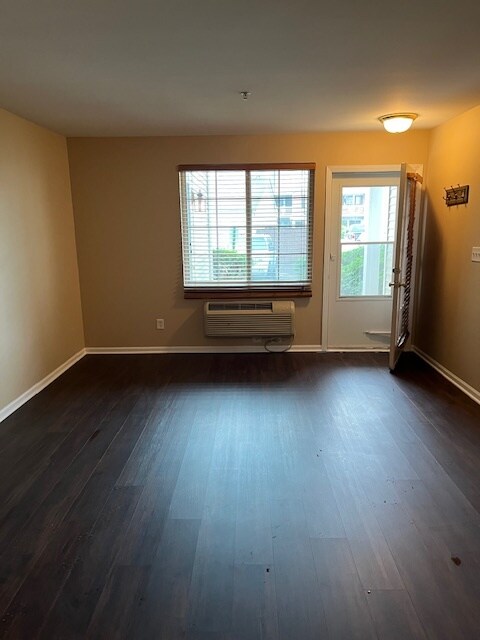 236 Bertram Dr in Yorkville, IL - Building Photo - Building Photo