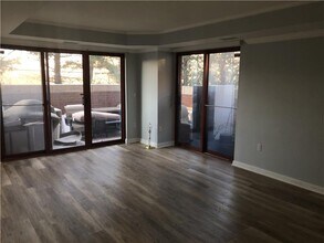 2301 N St NW-Unit -103 in Washington, DC - Building Photo - Building Photo