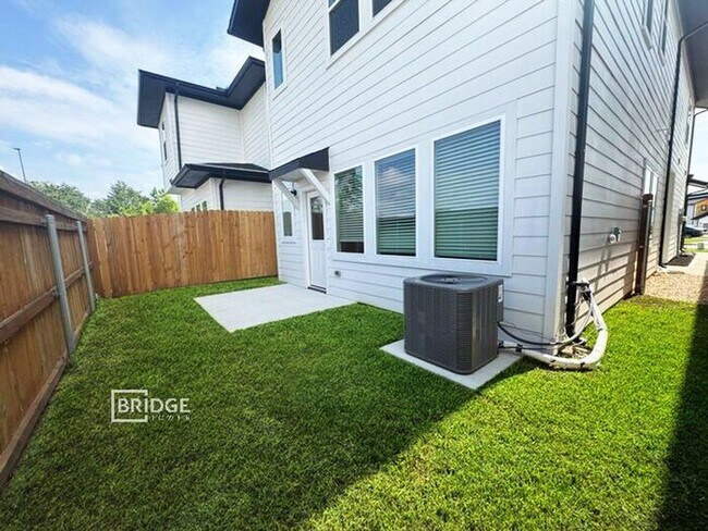 33179 Oak Hts Pl in Magnolia, TX - Building Photo - Building Photo