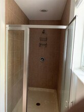 1425 NW 36th Way in Lauderdale Lakes, FL - Building Photo - Building Photo